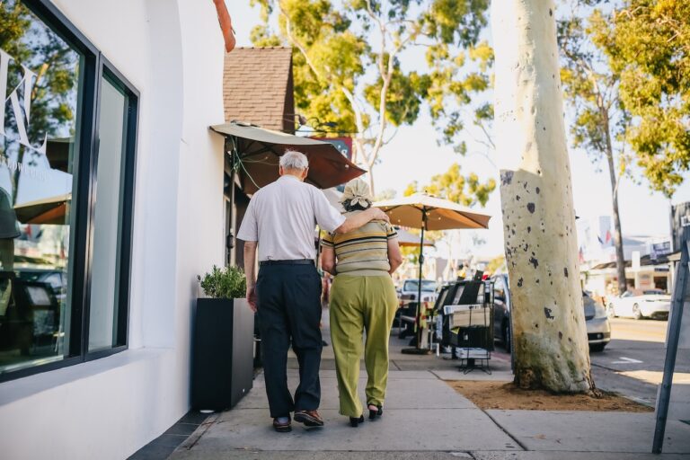 Navigating Eldercare Challenges: A Caregiver’s Perspective